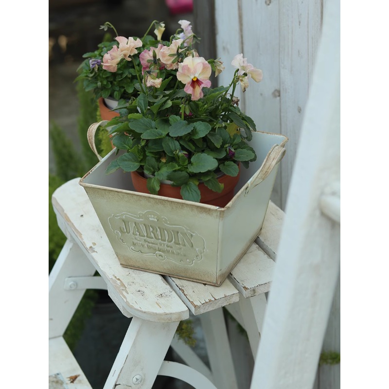 Gardening Tools In English - ヴィンテージ牧歌的なブリキ製の英国風バイノーラルフラワーポット、フラワーバケット、フラワーツール、食料品、窓飾り、庭の装飾品